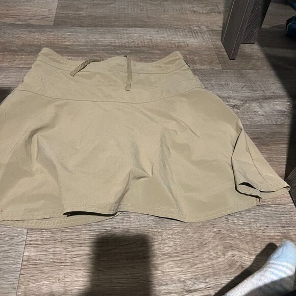 Athleta small tan skort - Picture 2 of 6